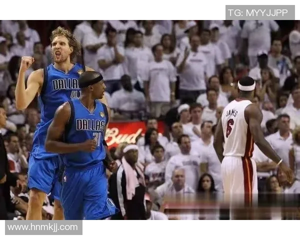 小牛队与热火队激战第五场争夺总冠军荣耀的巅峰对决 小牛队与热火队激战第五场争夺总冠军荣耀的巅峰对决